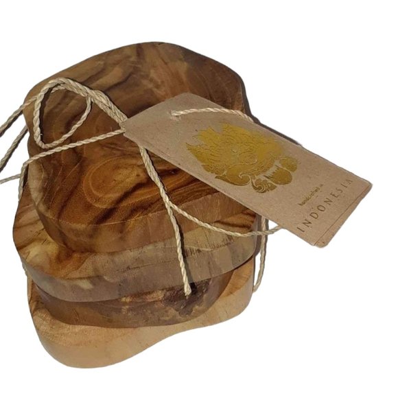 Wooden Coasters from Indonesia - Picture 1 of 4